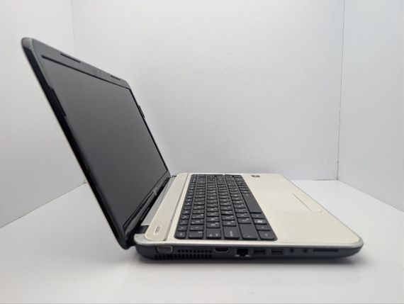 Ноутбук HP Pavilion g6-2331sr / 15.6" (1366x768) TN / AMD A4-4300M (2 ядра по 2.5 - 3.0 GHz) / 8 GB DDR3 / 750 GB HDD / AMD Radeon HD 7420G / WebCam / DVD-ROM б/в | Зображення 3