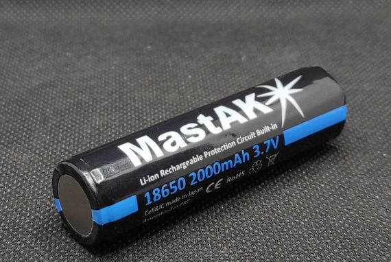 Аккумулятор Li-ion MastAK 18650 3.6v 2000mAh с защитой (1шт) | Зображення 1