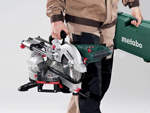 Metabo Пила торцювальна KGSV 216 M з тяговою функцією (619261000) | Зображення 1