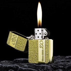 Бензинова Запальничка Zorro Limited Edition Gold