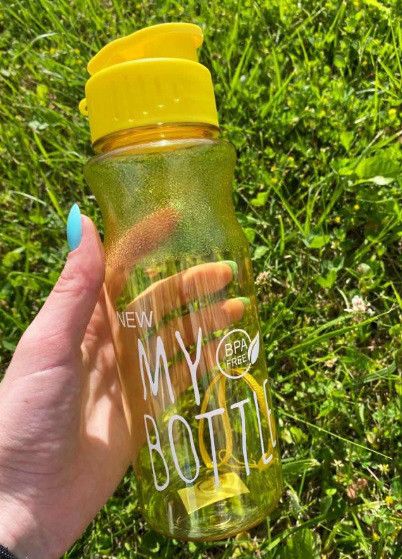 Бутылка для воды и напитков My Bottle 600 мл дорожная пластиковая Желтая | Зображення 1