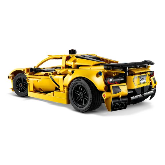 Конструктор LEGO Technic Chevrolet Corvette Stingray (42205) | Зображення 4