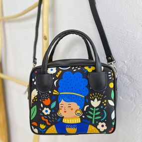 Сумка жіноча Kitto Дівчина в українських квітах 25x20x9 см (SKI_22S002_BL)