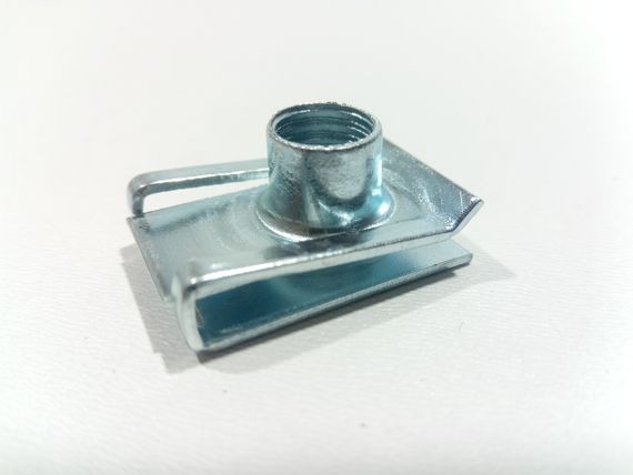 Скоба під гвинт М8 Ford/Mercedes (16480) (6089805) | Зображення 1
