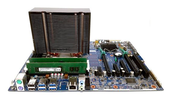 Комплект: Материнская плата HP Z440 / Intel Xeon E5-2698 v3 (16 (32) ядер по 2.3 - 3.6 GHz) (аналог i7-11700) / 16 GB DDR4 / Socket LGA 2011 v3+v4 / NVMe boot + оригинальный кулер HP 749554-001 б/у | Зображення 1