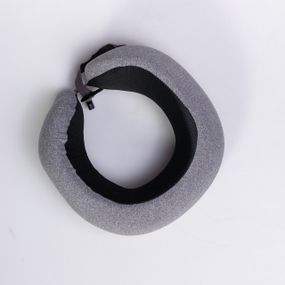 Подушка для шиї U-подібна з кейсом для зберігання світло-сіра HP-56-18