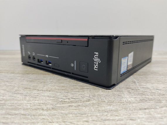 Неттоп Fujitsu Esprimo Q558 USFF / Intel Core i5-8400T (6 ядер по 1.7 - 3.3 GHz) / 8 GB DDR4 / 240 GB SSD / Intel HD Graphics 630 / DVD-ROM б/в | Зображення 4