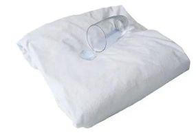 Наматрасник непромокаемый Аквастоп на резинке (160*200)