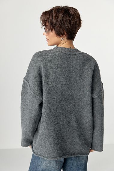 Теплий вільний джемпер зі швами назовні - темно-сірий цвет, ONE SIZE (є розміри) | Зображення 1
