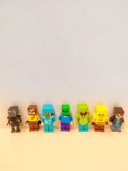 Набор минифигурок Minecraft 24 шт с оружием – подарок для фанатов игры Майнкрафт | Зображення 1