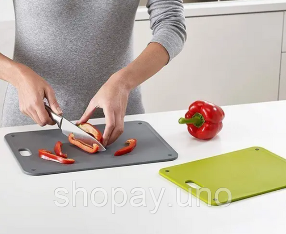 Набор разделочных досок Joseph Joseph DoorStore в подвесном кармане для хранения ∙ Кухонная доска, комплект из 2 шт. | Зображення 5