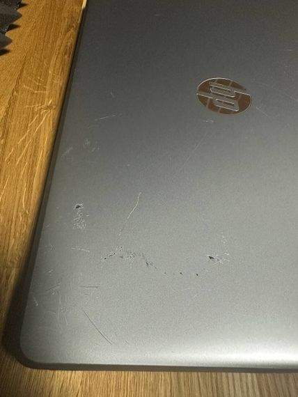 Ноутбук Б-класс HP 250 G6 / 15.6" (1920x1080) IPS / Intel Core i3-6006U (2 (4) ядра по 2.0 GHz) / 8 GB DDR4 / 256 GB SSD / Intel HD Graphics 520 / WebCam / DVD-ROM б/у | Зображення 2