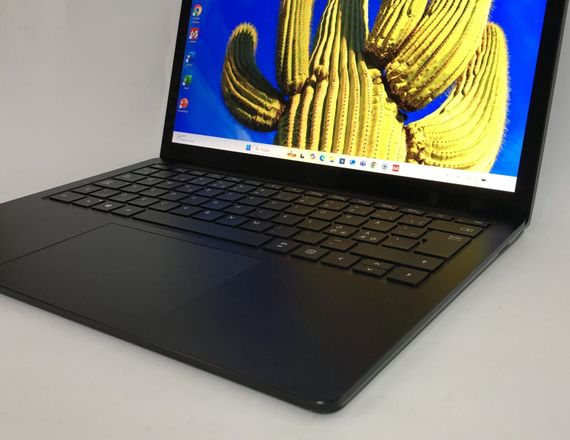 Ультрабук Б-клас Microsoft Surface Laptop 3 1868 / 13.5" (2256x1504) IPS Touch / Intel Core i7-1065G7 (4 (8) ядра по 1.3 - 3.9 GHz) / 16 GB DDR4 / 256 GB SSD NVMe / Intel Iris Plus Graphics / WebCam / Win 11 Pro б/в | Зображення 8