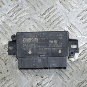 Блок керування парктроніками Volkswagen Golf VII 2012-2020 Модуль парктроніків Фольксваген 5Q0919298A