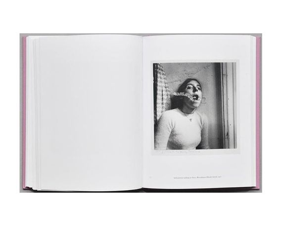 Книга для фотографів про мистецтво фотографії Франчески Вудман Francesca Woodman: On Being an Angel | Зображення 5