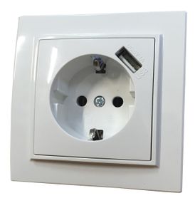 Розетка внутренней установки 1-я з/к с 1 USB 2.1A белая IP20 Malta Ny95000970