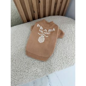 Брендовый свитер для собак PRADA с логотипом на спине белого цвета, бежевый