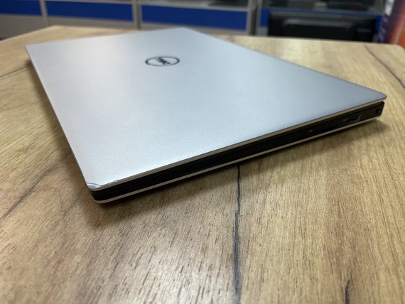 Ноутбук Dell XPS 9350 13.3 QHD+ IPS Touch core i7 6600U/8Gb/SSD128Gb | Зображення 4
