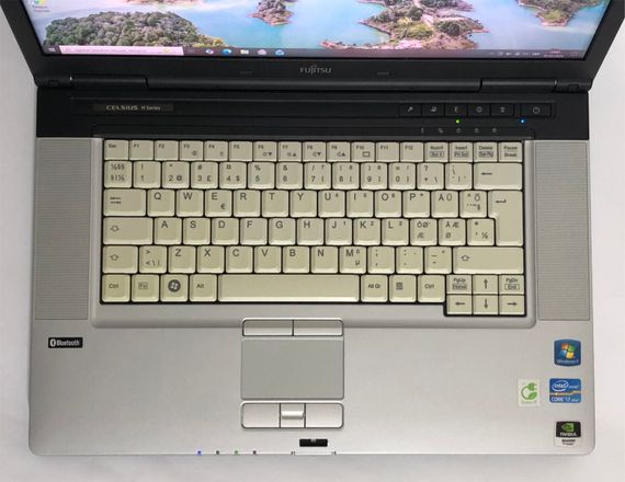 Мобильная рабочая станция Б-класс Fujitsu Celsius H710 / 15.6" (1920x1080) TN / Intel Core i7-2640M (2 (4) ядра по 2.8 - 3.5 GHz) / 8 GB DDR3 / 500 GB HDD / nVidia Quadro 1000M, 2 GB GDDR3, 128-bit / WebCam б/у | Зображення 7