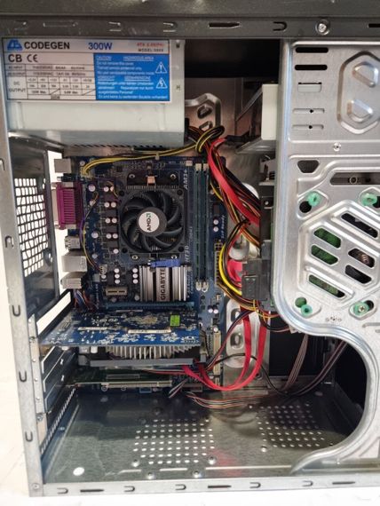 ПК Б-клас Crown Tower / AMD Athlon II X2 240 (2 ядра по 2.8 GHz) / 8 GB DDR3 / 250 GB HDD / nVidia GeForce GT 440, 1 GB DDR3, 128-bit / 300W / DVD-RW б/в | Зображення 5