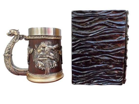 Подарунковий набір Кухоль 3D Берсерк-Віникінг і Блокнот 3D «Книга, що дивиться у відповідь» | Зображення 1