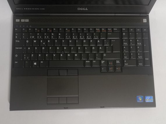 Мобільна робоча станція Dell Precision M4700 / 15.6" (1920x1080) TN / Intel Core i7-3740QM (4 (8) ядра по 2.7 - 3.7 GHz) / 16 GB DDR3 / 256 GB SSD / Quadro K2000M, 2 GB DDR3, 128-bit / WebCam / Win 10 Pro б/в | Зображення 2