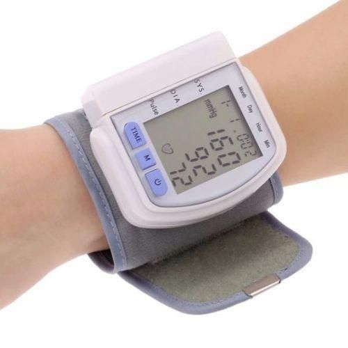 Запястный тонометр Blood Pressure ∙ Автоматический прибор для измерения артериального давление на запястье | Зображення 1