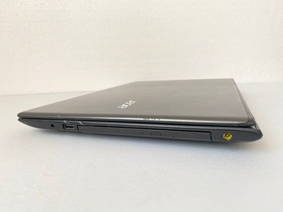Ноутбук Б-класс Acer Aspire E 15 E5-575G-538H / 15.6" (1920x1080) IPS / Intel Core i5-7200U (2 (4) ядра по 2.5 - 3.1 GHz) / 12 GB DDR4 / 240 GB SSD / nVidia GeForce 940MX, 2 GB GDDR5, 64-bit / WebCam / DVD-RW б/у | Зображення 4