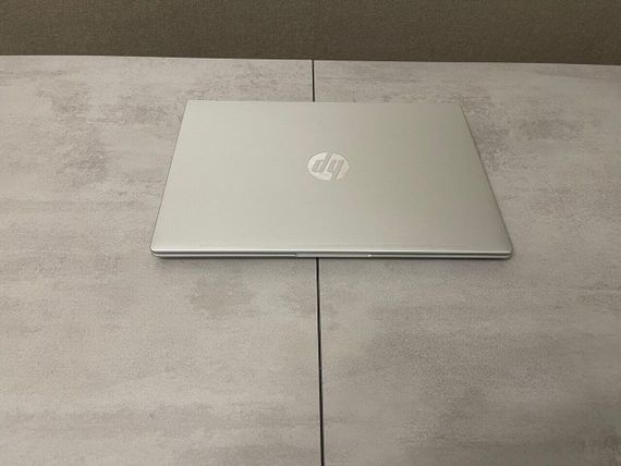 Ультрабук HP ProBook 460 G11 / 16" (1920x1200) IPS / Intel Core Ultra 5 125U (12 (14) ядер по 1.3 - 4.3 GHz) / 16 GB DDR5 / 1000 GB SSD M.2 / Intel Graphics / WebCam б/в + Подарунок Нова провідна мишка / USB | Зображення 6