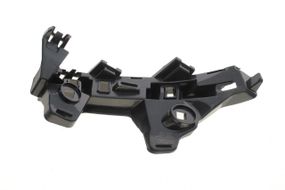 Кронштейн кріплення бампера заднього L VW Passat 15- 88071847202
