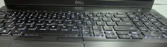 Ноутбук Dell Latitude 5501 / 15.6" (1920x1080) IPS / Intel Core i7-9850H (6 (12) ядра по 2.6 - 4.6 GHz) / 16 GB DDR4 / 256 GB SSD / nVidia GeForce MX150, 2 GB GDDR5, 64-bit / WebCam б/в | Зображення 7