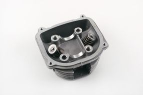 Головка цилиндра   4T GY6 125   (голая, +клапаны)   SUNY   mod:B