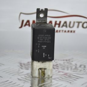 Реле насоса Mercedes Vito (W639) 2003-2014 клапан помпи Мерседес Віто 639 A6398300084
