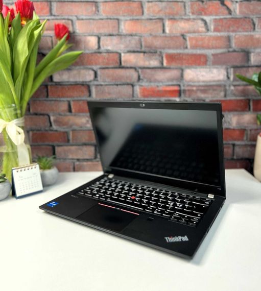 Ультрабук Lenovo ThinkPad T14 Gen 2 / 14" (1920x1080) IPS / Intel Core i5-1135G7 (4 (8) ядра по 4.2 GHz) / 16 GB DDR4 / 256 GB SSD M.2 / Intel Iris Xe Graphics / WebCam б/в | Зображення 5