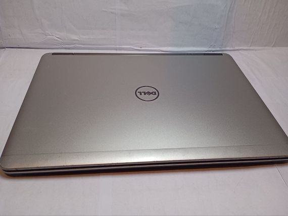 Ультрабук Б-клас Dell Latitude E7440 / 14" (1920x1080) TN / Intel Core i5-4300U (2 (4) ядра по 1.9 - 2.9 GHz) / 8 GB DDR3 / 256 GB SSD / Intel HD Graphics 4400 / WebCam б/в | Зображення 6