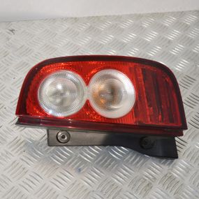 Ліхтар задній правий Nissan Micra K12 2002-2010 фара задня стоп Ніссан Мікра