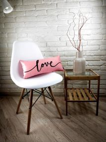Подушка для дивану оксамитова Love 50x24 см (52BP_18L005)