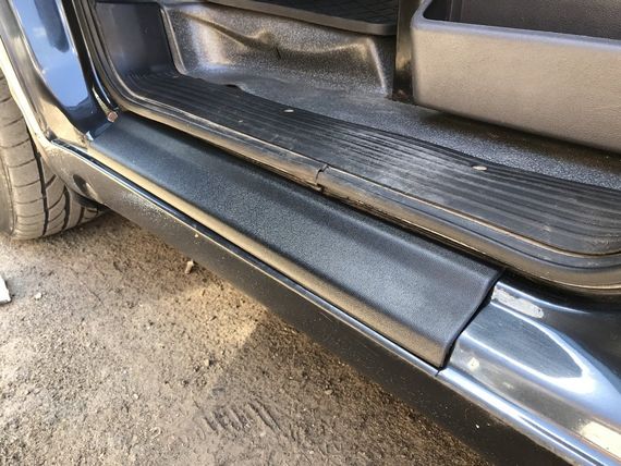 Накладки на пороги ABS (2 шт, пластик) Глянцеві для Mercedes Vito W638 1996-2003 років | Зображення 4