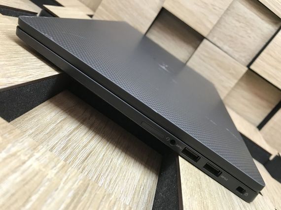 Ультрабук Б-класс Dell Latitude 7410 / 14" (1920x1080) IPS / Intel Core i5-10210U (4 (8) ядра по 1.6 - 4.2 GHz) / 8 GB DDR4 / 256 GB SSD M.2 / Intel UHD Graphics / WebCam / USB 3.2 / HDMI / Windows 10 б/у | Зображення 5