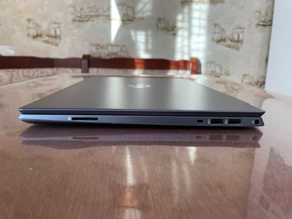 Ноутбук Б-класс HP 15-cs2083cl / 15.6" (1920x1080) IPS Touch / Intel Core i7-8565U (4 (8) ядра по 1.8 - 4.6 GHz) / 16 GB DDR4 / 256 GB SSD / Intel UHD Graphics / WebCam б/у | Зображення 5