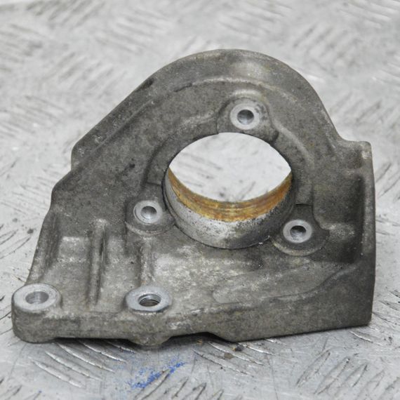 Кронштейн підвісного підшипника піввісі 1.3 MJet Fiat Fiorino III 2007-2025 Опора піввісі Фіат 55206215 | Зображення 1