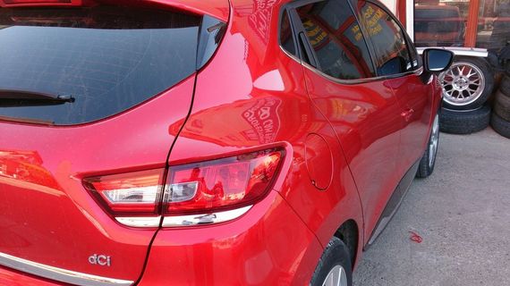 Накладка на задні ліхтарі (2 шт, нерж.) для Renault Clio IV 2012-2019 рр | Зображення 1
