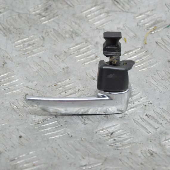 Ручка права Mazda 5 CR 2005-2010 Ручка дверей внутрішня передніх правих дверей Мазда 5 9G30