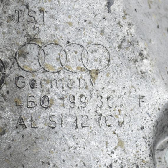 Кронштейн двигуна лівий Skoda Superb 2.5 TDI опора мотора ліва Шкода Суперб 4B0199307F | Зображення 2