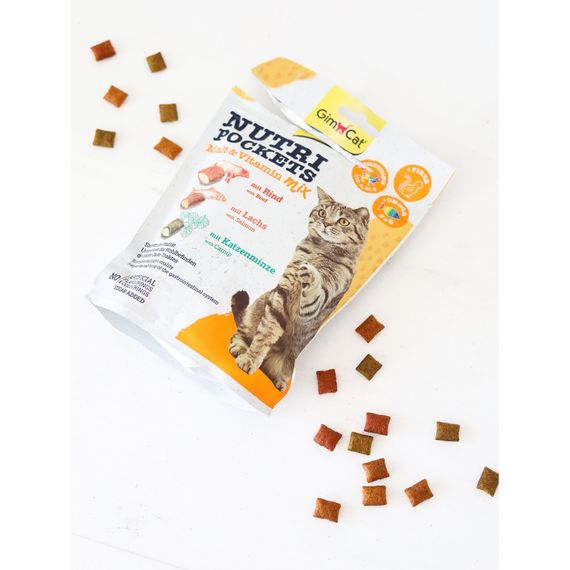 Ласощі для котів з лососем GimCat Nutri Pockets Salmon & Omega 3+6, 150 гр | Зображення 1