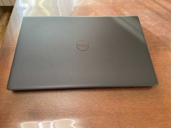 Ультрабук Dell Vostro 15 3510 / 15.6" (1920x1080) IPS / Intel Core i5-1135G7 (4 (8) ядра по 2.4 - 4.2 GHz) / 16 GB DDR4 / 256 GB SSD / Intel Iris Xe Graphics / WebCam б/в | Зображення 6