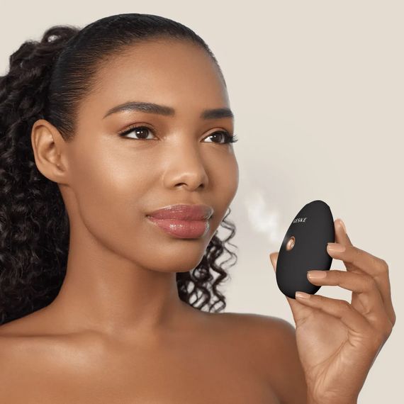 Электронный освежитель для увлажнения лица GESKE Facial Hydration Refresher 4в1 gray, Серый | Зображення 3