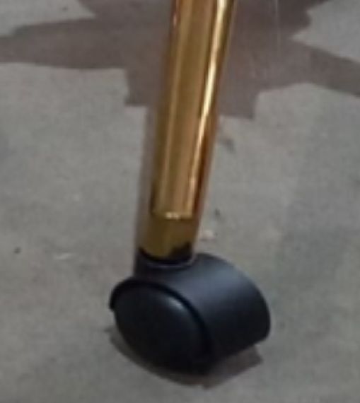 Крутий зі спинкою з регулюванням висоти Tom GD-Modern Office, на золотій хрестовині з колесами Шкірзам чорний | Зображення 7