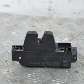 Замок кришки багажника Peugeot 307 2001-2008 Замок багажника Пежо 307 9652301980