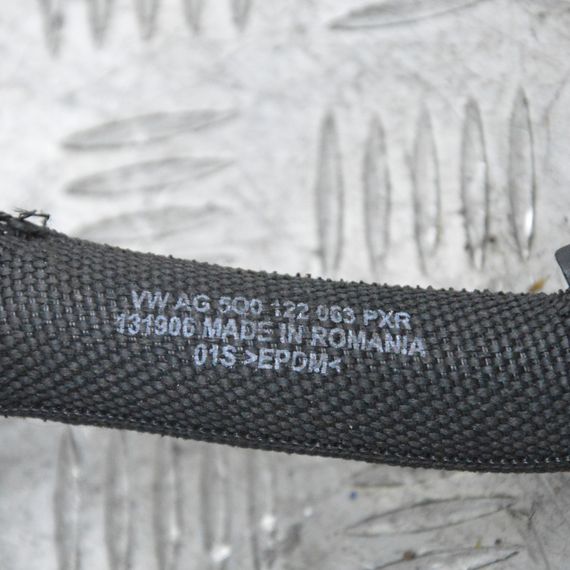 Патрубок системи охолодження Skoda Fabia Octavia A7 Rapid Superb трубка шланг Шкода Фабія Октавія А7 5Q0122063 | Зображення 1